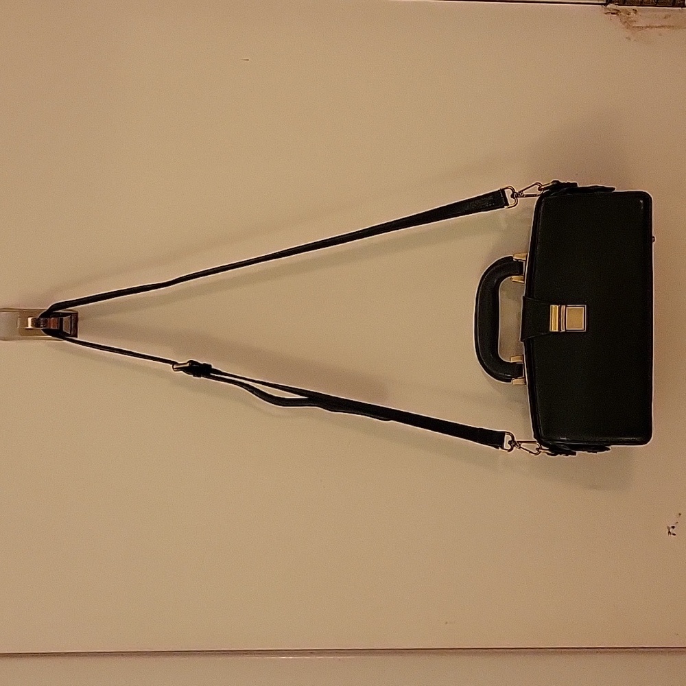 Leather structured doctor's bag handbag